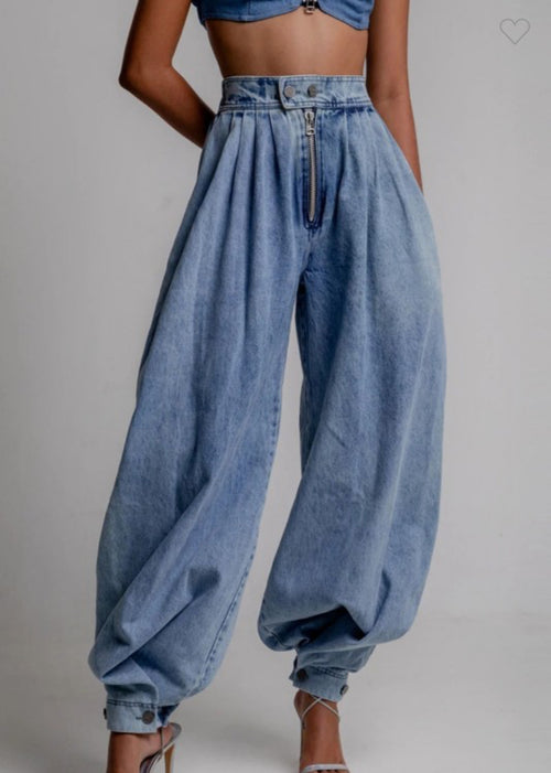 High-waisted Wide-Leg Demin Pants