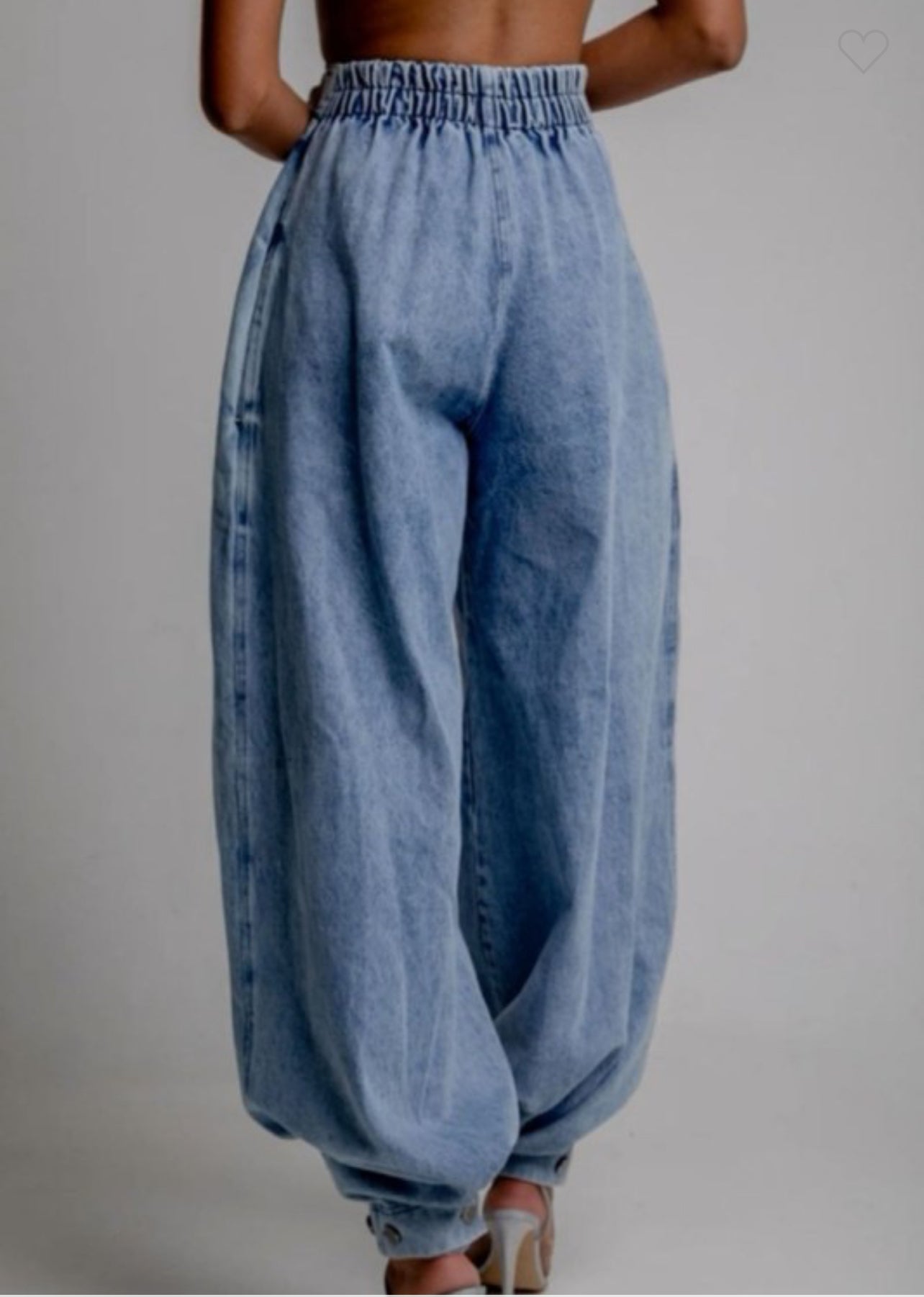 High-waisted Wide-Leg Demin Pants